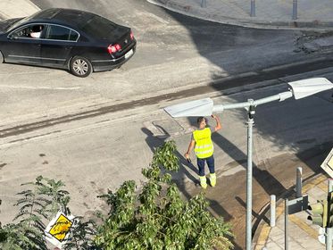 Νέα Σμύρνη – Καταγγελία κατοίκου: Σε ρόλο τροχονόμου εργαζόμενος στην εταιρεία που τρέχει το έργο