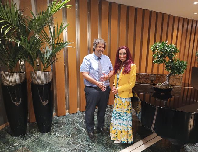 Λεόντιος Πετμεζάς : "Η αποξένωση των ανθρώπων είναι το μεγαλύτερο πρόβλημα του δυτικού κόσμου"