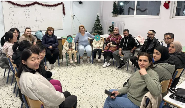 ΔΗΜΟΣ Ν. ΣΜΥΡΝΗΣ: Δωρεάν μαθήματα Ελληνικών για ενήλικες μετανάστες