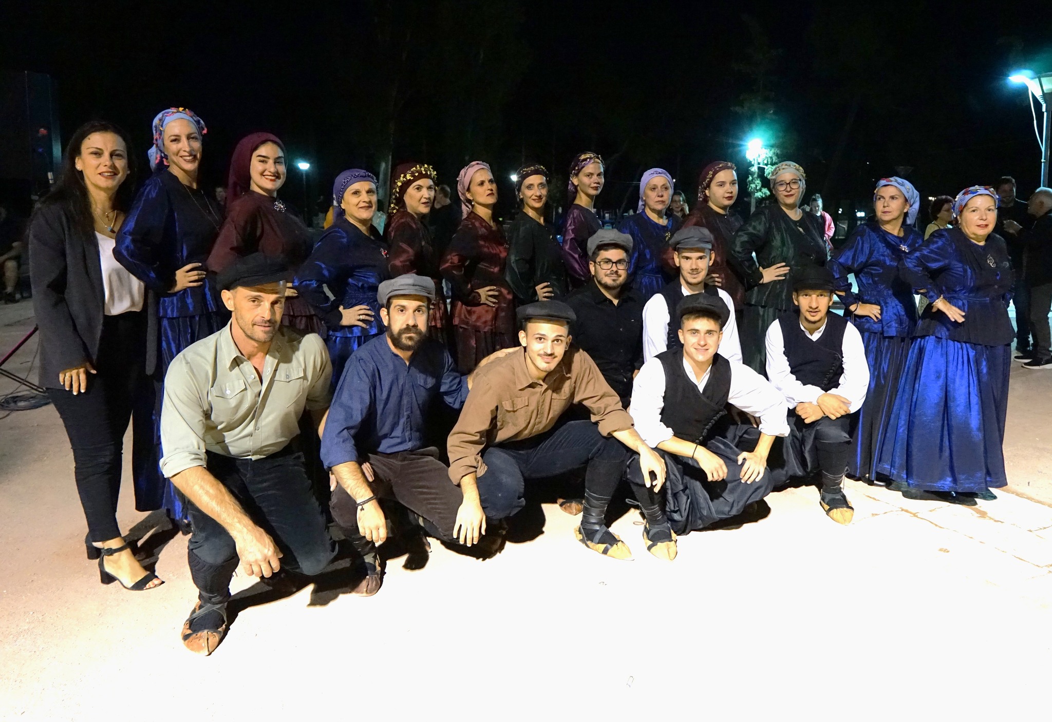 Με επιτυχία πραγματοποιήθηκε η παράσταση "Κατσικοκλέφτες" του Συλλόγου Ιμβρίων στο Άλσος