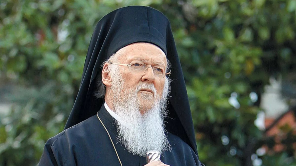 Αποκαλυπτήρια μνημείου αναφοράς στην Ίμβρο και την Τένεδο στη Νέα Σμύρνη από τον Οικουμενικό Πατριάρχη κ.κ. Βαρθολομαίο