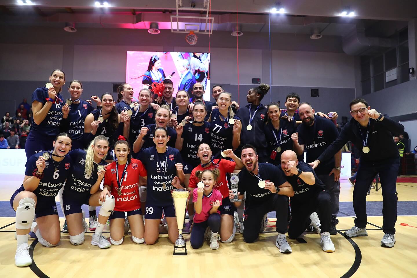Οι φίλοι του Πανιωνίου θα έχουν τη δυνατότητα να φωτογραφηθούν με το τρόπαιο του Σούπερ Καπ πριν το παιχνίδι με την ΑΕΚ το Σάββατο 3/1